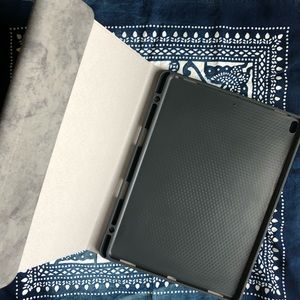 NWOT 12.9 IPAD Pro Apple Pencil Cover Case Grey